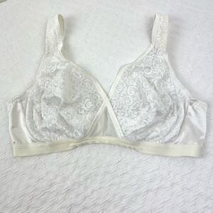 BUY 1 GET 1 FREE Playtex everyday basics 38d 5205 white